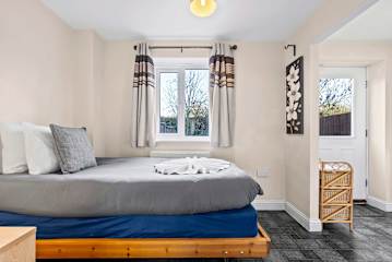 Coventry House: Perfect for Families & Groups