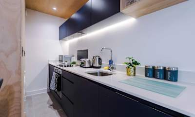 Modern 2BR Apartment with Wifi in Manchester