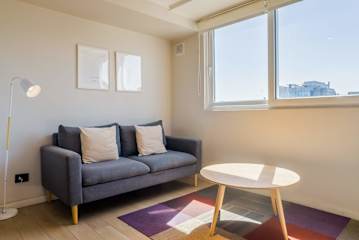 Modern 1BR Oasis | Prime Urban Style and Comfort