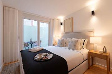 Modern & Stylish Apartment by HostWise photo 2