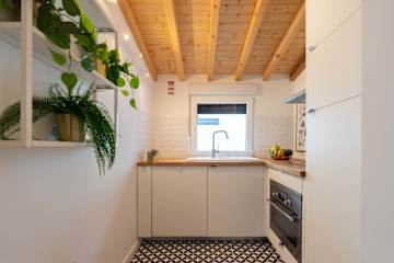 Elegant Studio with Terrace & AC by HostWise photo 4