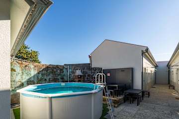 Cozy T1 Flats with Courtyard BBQ by HostWise