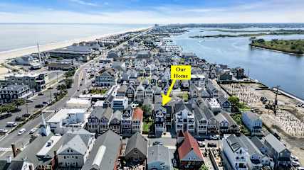 4BR Luxury Family Home - Beach Block - Parking rental in Sea Bright