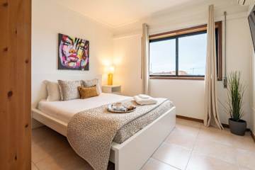 Sunny Cozy Flat w/ Terrace | São João by Host Wise photo 2