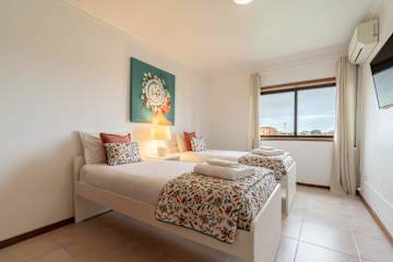 Sunny Cozy Flat w/ Terrace | São João by Host Wise photo 3