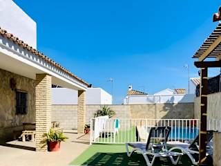 Amplio Chalet con Piscina, Terraza y Barbacoa – Cerca del Mar en Conil - image 36
