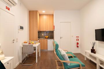 Art District Studio - Bombarda Gem by HostWise photo 4
