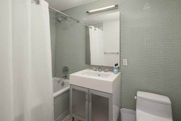 Photo #19 of Skyline VI | 12th-floor 3BR w/Doorman, Gym, and Pool