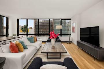 Photo #21 of Skyline VI | 12th-floor 3BR w/Doorman, Gym, and Pool