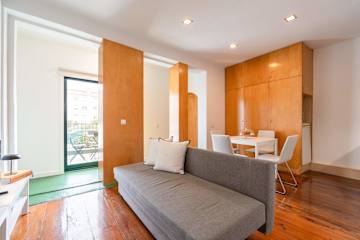 HostWise - Elegant Fresh Apartment W Balcony photo 2