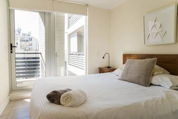 Chic 1BR Oasis in Centro Metro Bliss Your Doorstep