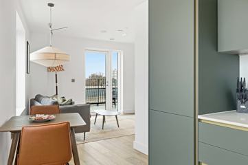 Limehouse Suites Cypress photo 6