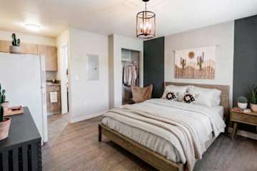 Cozy Tolleson Studio with Pool Access