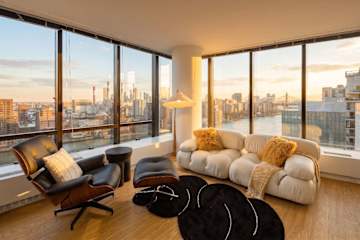 Photo #3 of River Villa | 17th-floor 4BR w/Doorman, Gym, Pool