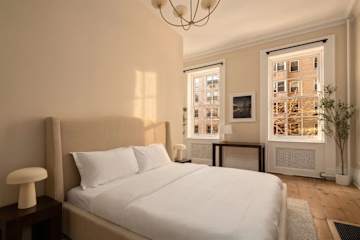 Photo #5 of Washington IV | Sun-drenched Gold Coast 2BR Loft