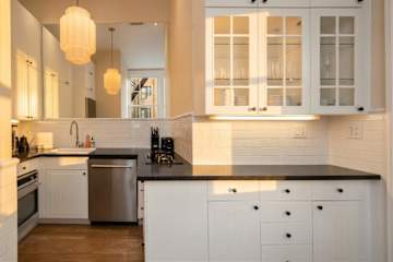 Photo #10 of Washington IV | Sun-drenched Gold Coast 2BR Loft