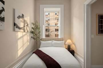 Photo #12 of Washington IV | Sun-drenched Gold Coast 2BR Loft