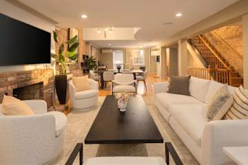 Photo #24 of Noho Triplex | 3BR Townhouse Triplex w/Private Yard