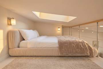 Photo #12 of Washington Loft 