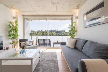 Elegant Flat with Pool and Garage by HostWise photo 2