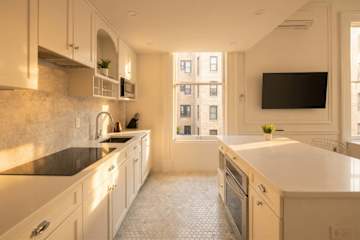 Photo #5 of Washington III 