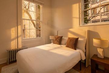 Photo #6 of Washington V 