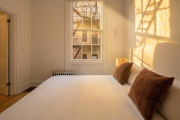 Photo #7 of Washington V 