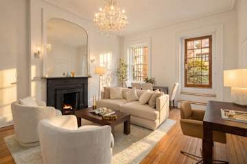 Preview for Washington VI | Full-Floor Gold Coast 2BR Loft by Haus