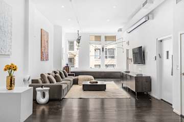 Photo #2 of Union Loft 