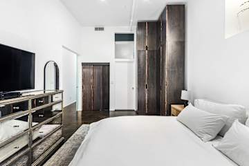 Photo #7 of Union Loft 