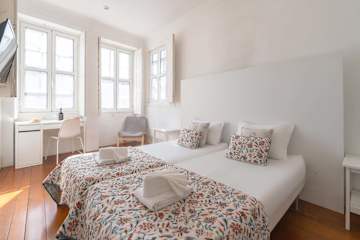 Porto Lounge Hostel - Large Private Room | Terrace photo 2