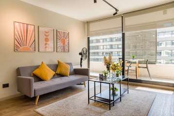 Family Adventure Charming 2BR in Providencia for 4