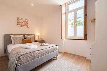 Relaxed Patio & Jacuzzi Flat by HostWise photo 2