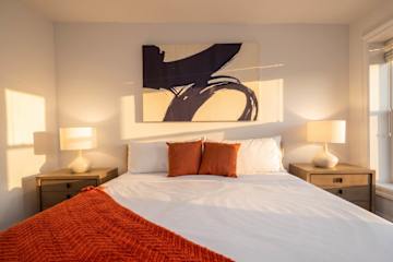 Photo #10 of Madison Loft II 