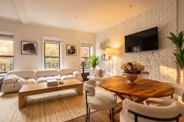 Photo #19 of Madison Loft II 