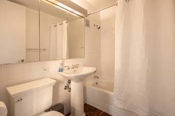 Photo #17 of River Park II 