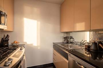 Photo #15 of River Park I 