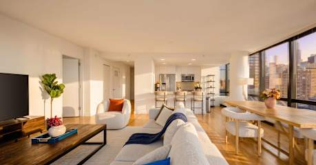 Photo #3 of Skyline II 