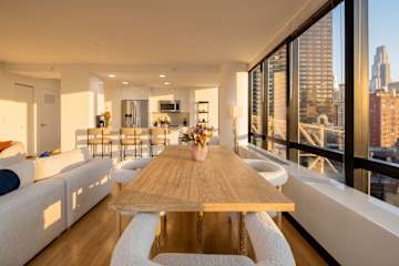 Photo #8 of Skyline II 