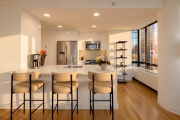 Photo #7 of Skyline II 