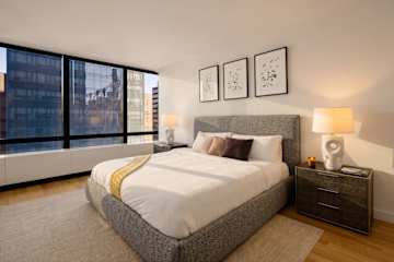 Photo #10 of Skyline II 