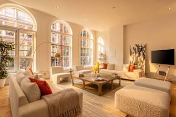 Photo #2 of Soho Place 