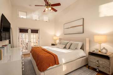 Photo #6 of Soho Place 