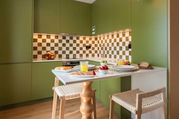 Designer Open-Space by HostWise photo 3
