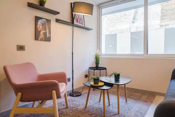 Elegant Downtown Santiago apartment for 2