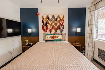 Sleek Tolleson Studio | Gym & Pool 