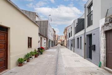 Comfort & Light in Central Porto by HostWise photo 5