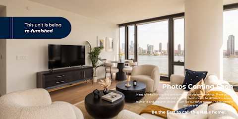 Photo #3 of Embassy IV