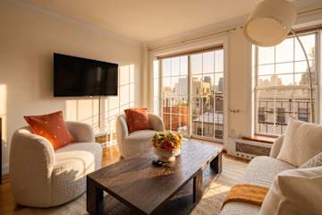 Photo #9 of Greenpoint Terrace