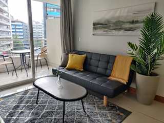 Modern Chic Oasis: Sophisticated Las Condes Stay